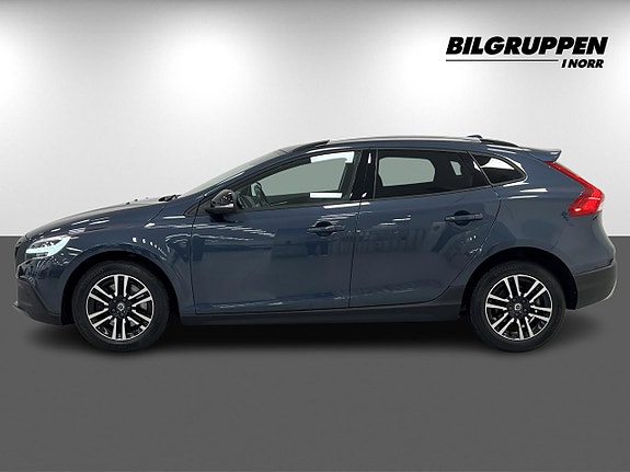 Volvo V40 Cross Country 4 of 20