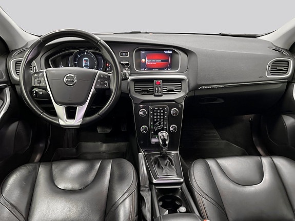 Volvo V40 Cross Country 7 of 20