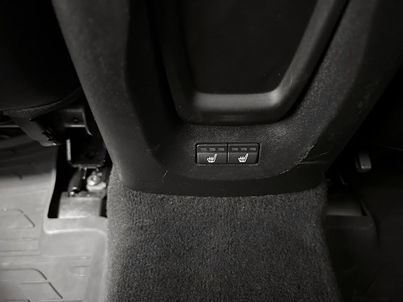 Volvo V40 Cross Country 16 of 20