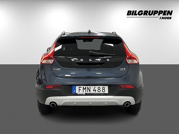 Volvo V40 Cross Country 5 of 20