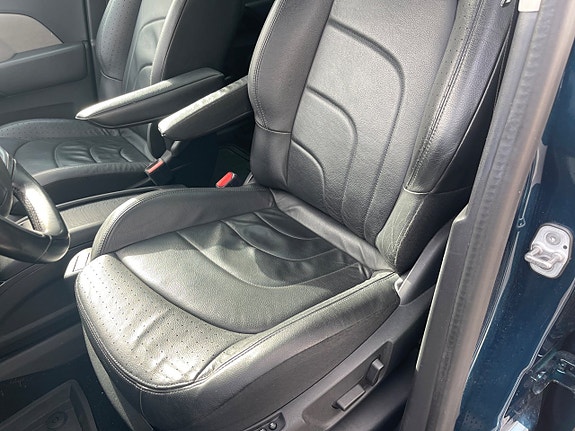 Citroen Grand C4 Picasso 8 of 9