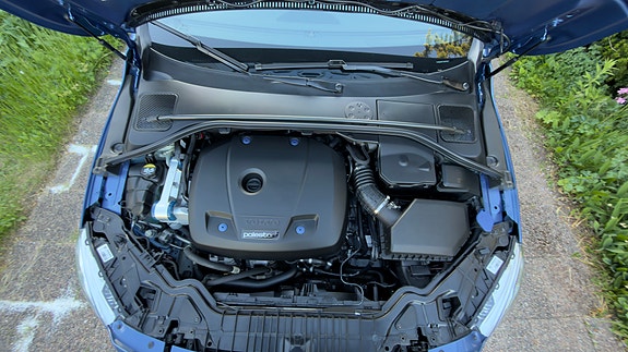 Volvo V60 12 of 30