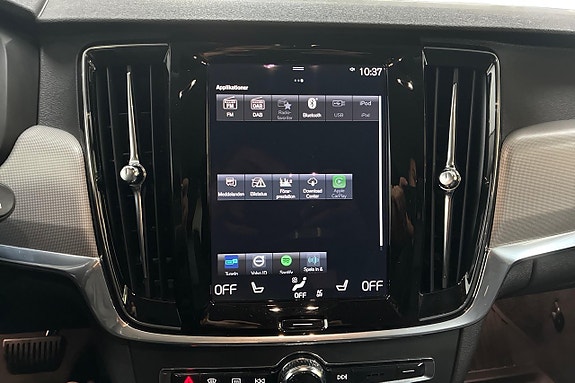 Volvo V90 Cross Country 20 of 28