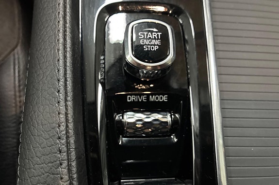 Volvo V90 Cross Country 21 of 28