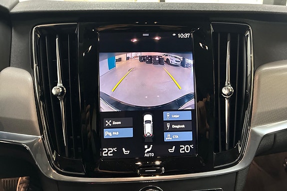 Volvo V90 Cross Country 18 of 28