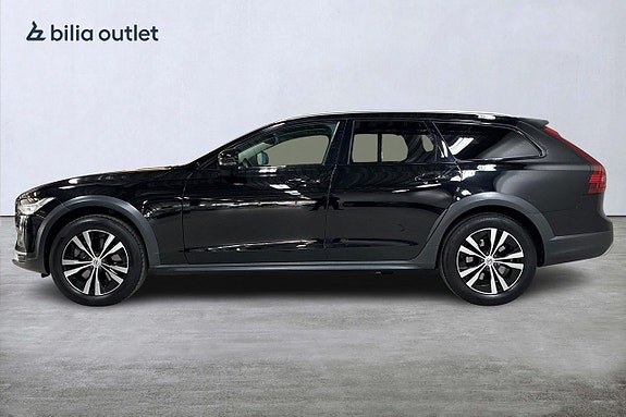 Volvo V90 Cross Country 9 of 28