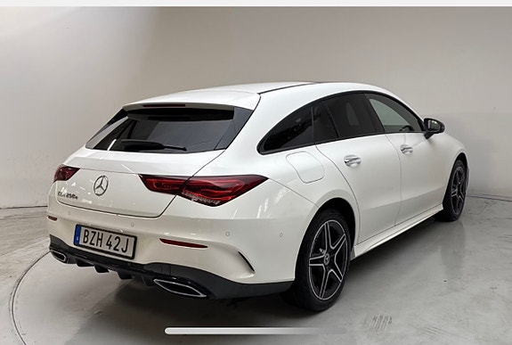 Mercedes-Benz CLA250 e 3 of 3