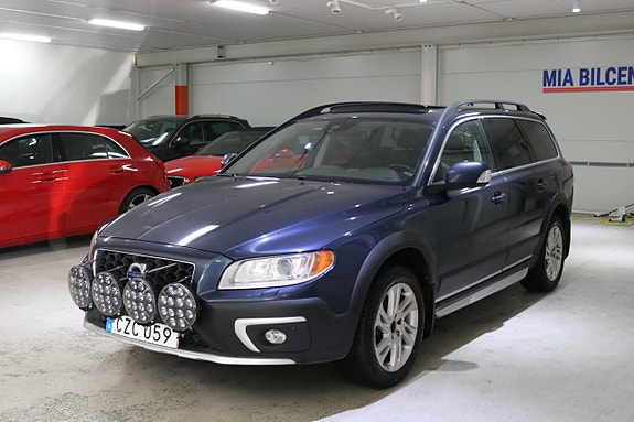 Volvo XC70 6 of 19