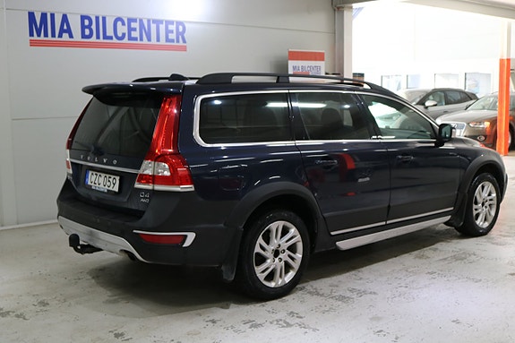 Volvo XC70 4 of 19