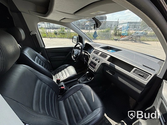 Volkswagen Caddy 17 of 27
