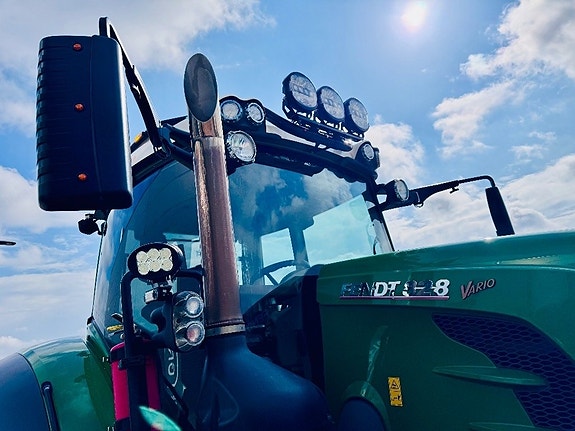 Fendt 828 S4 Profi Plus 13 of 14