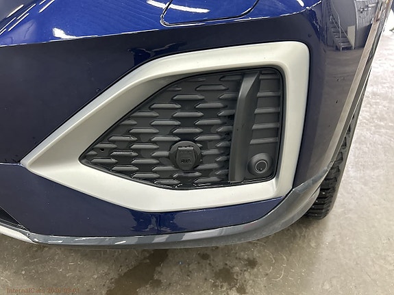 Audi Q2 8 of 13