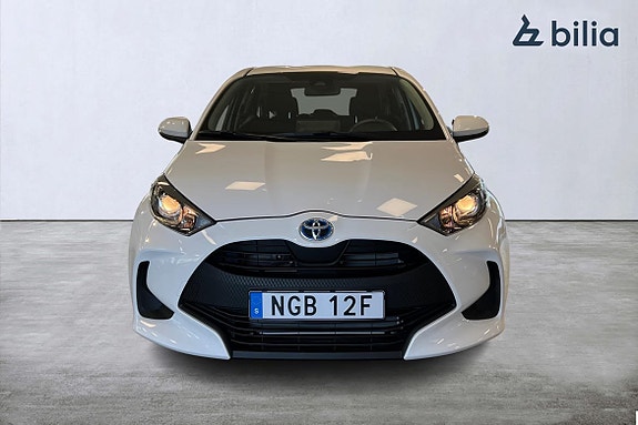 Toyota Yaris 6 of 21