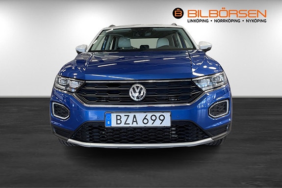 Volkswagen T-Roc 2 of 14