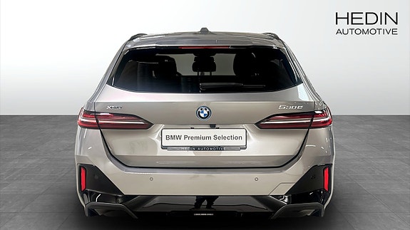 BMW 530e 7 of 9