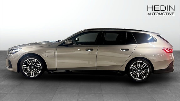 BMW 530e 6 of 9