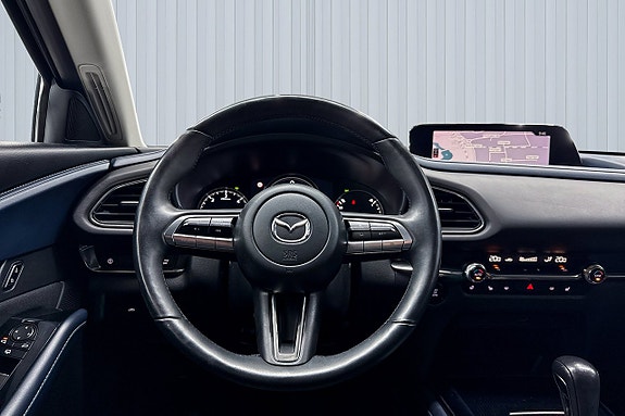 Mazda CX-30 13 of 20