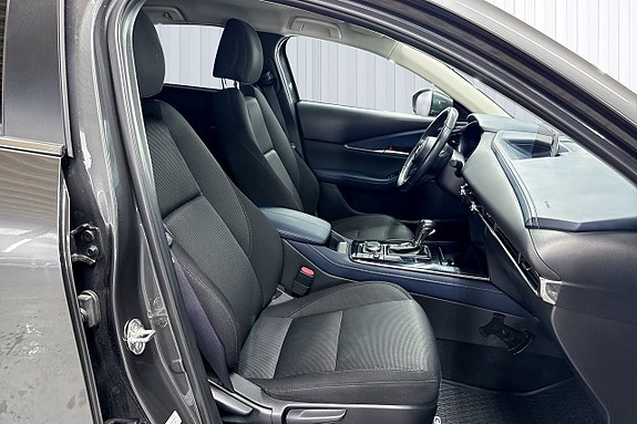 Mazda CX-30 16 of 20