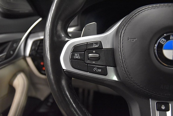 BMW 520d 10 of 30