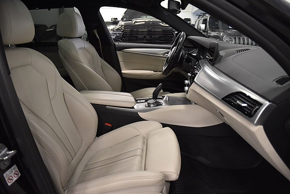 BMW 520d 13 of 30