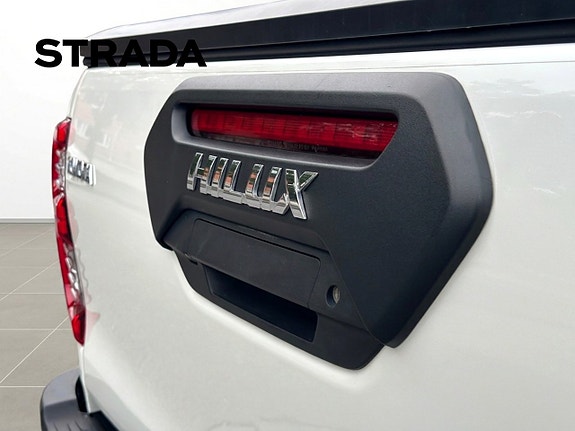 Toyota HiLux 6 of 17