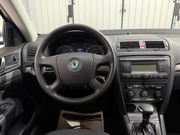 Skoda Octavia 12 of 24