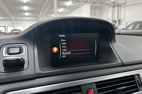 Volvo V70 13 of 25