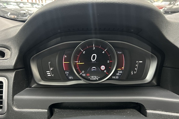 Volvo V70 11 of 25