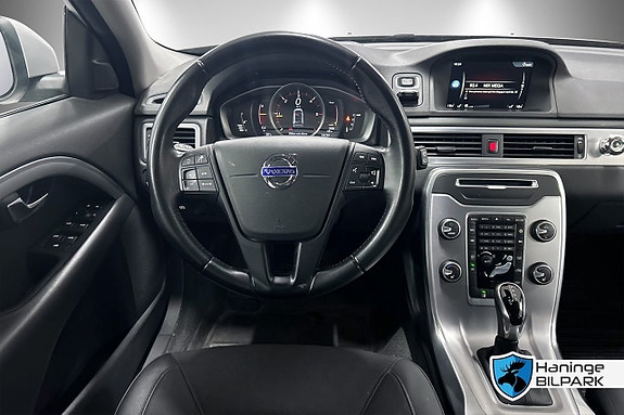 Volvo V70 21 of 25