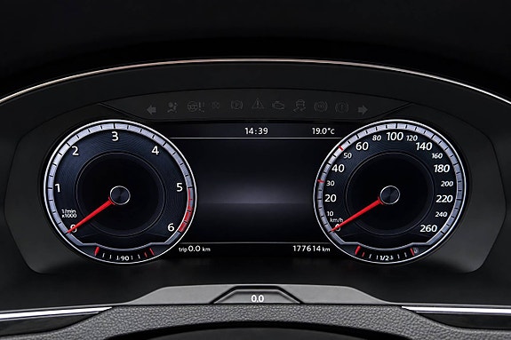 Volkswagen Passat 18 of 18