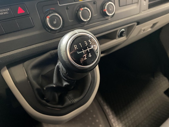 Volkswagen Transporter 13 of 23