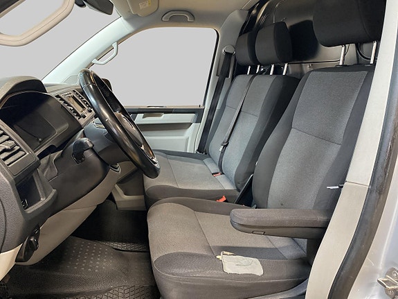 Volkswagen Transporter 9 of 23
