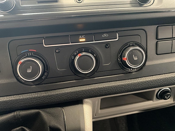 Volkswagen Transporter 12 of 23