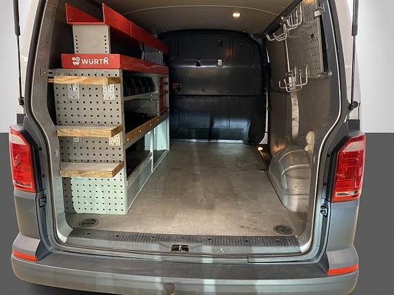 Volkswagen Transporter 15 of 23