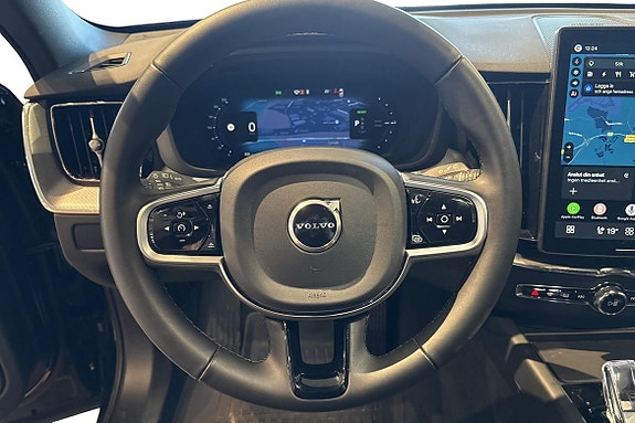 Volvo XC60 16 of 25