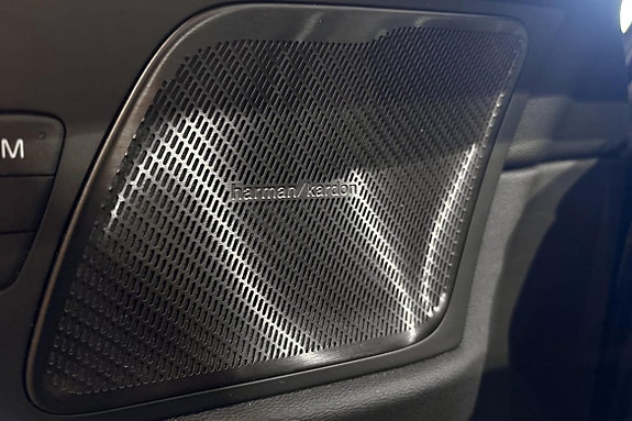 Volvo XC60 22 of 25