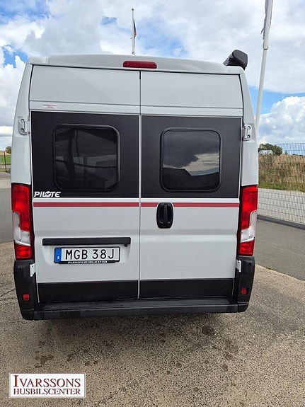 Pilote V 600 G / Under 6m / Automat / Sidor och front till Markis 4 of 21