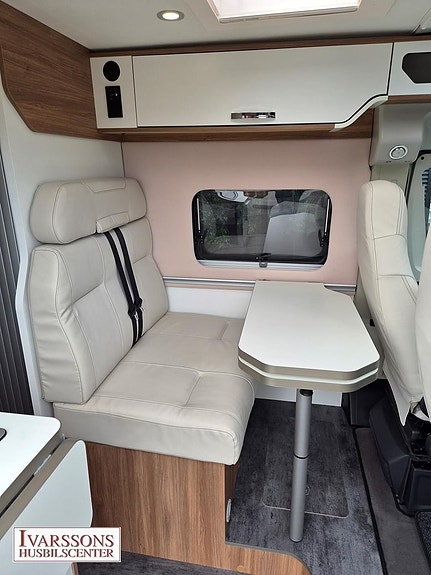 Pilote V 600 G / Under 6m / Automat / Sidor och front till Markis 10 of 21