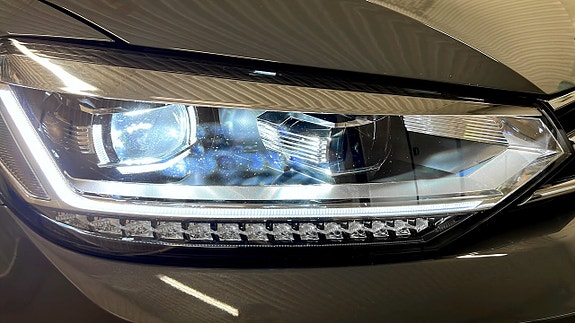 Volkswagen Touran 13 of 22