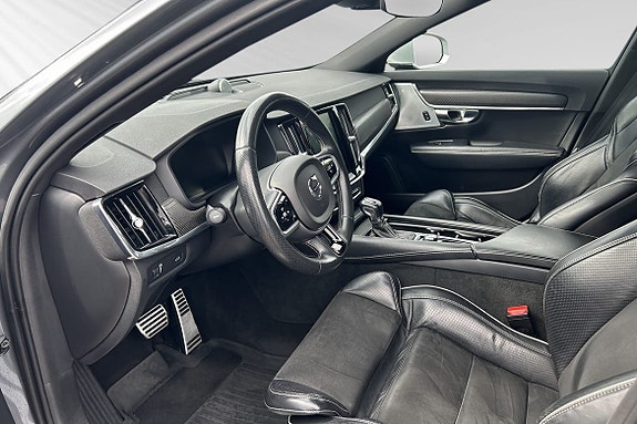 Volvo V90 8 of 12