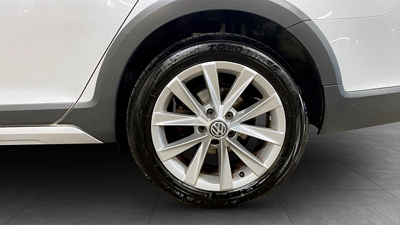 Volkswagen Golf I 6 of 12