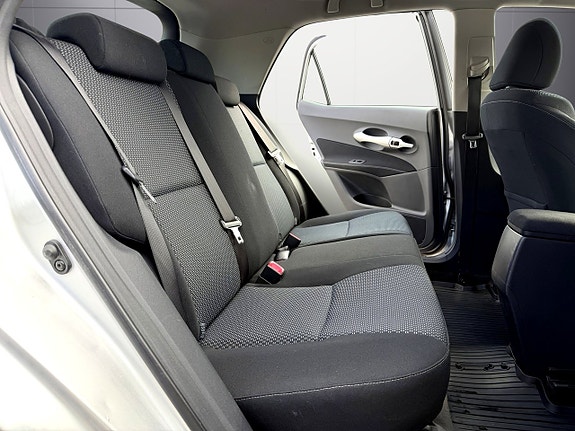 Toyota Auris 17 of 17