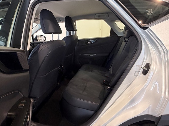 Lexus NX350h 10 of 20
