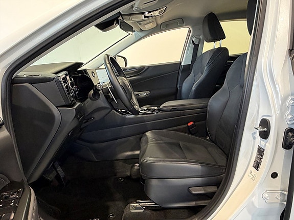 Lexus NX350h 8 of 20
