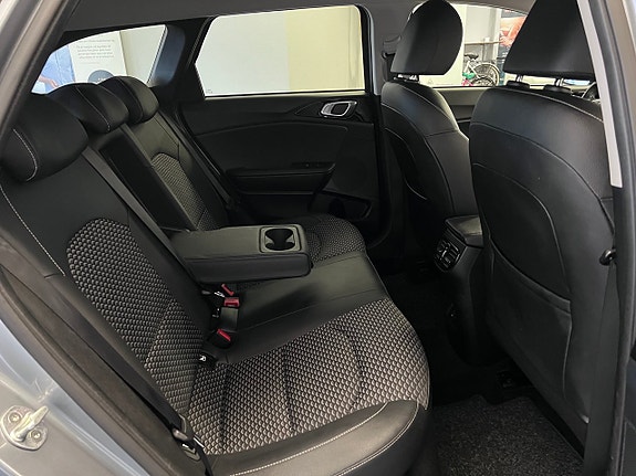 Kia Ceed 15 of 29