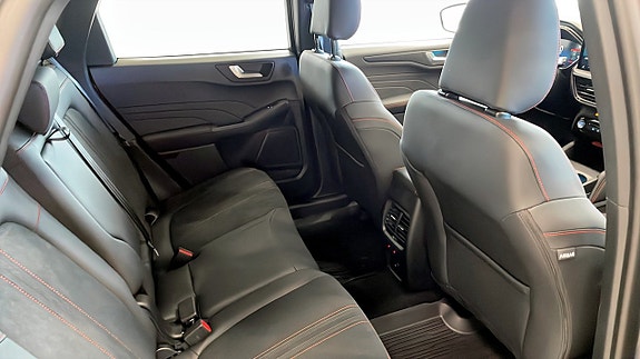 Ford Kuga 5 of 12
