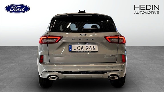 Ford Kuga 7 of 12
