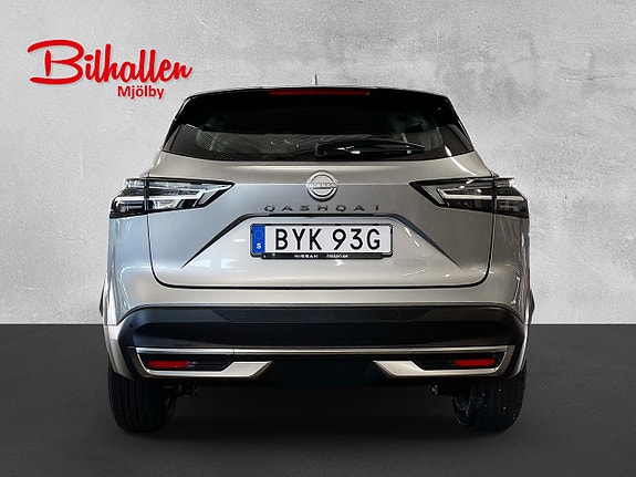 Nissan Qashqai 4 of 12
