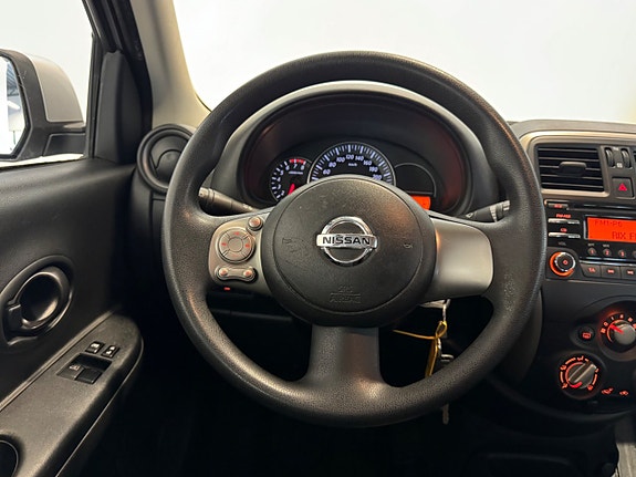 Nissan Micra 18 of 22