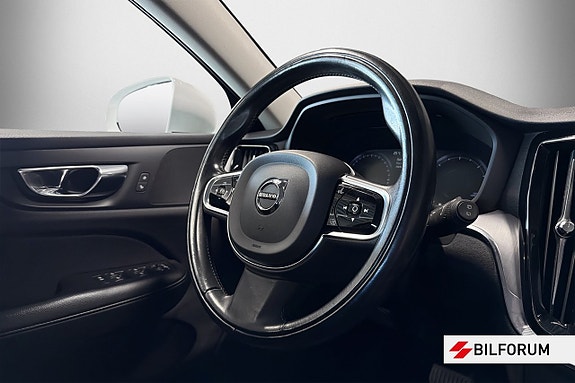 Volvo V60 7 of 11